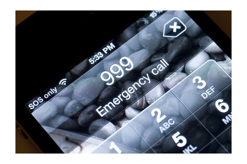 Mobile phone with 999 call dialled